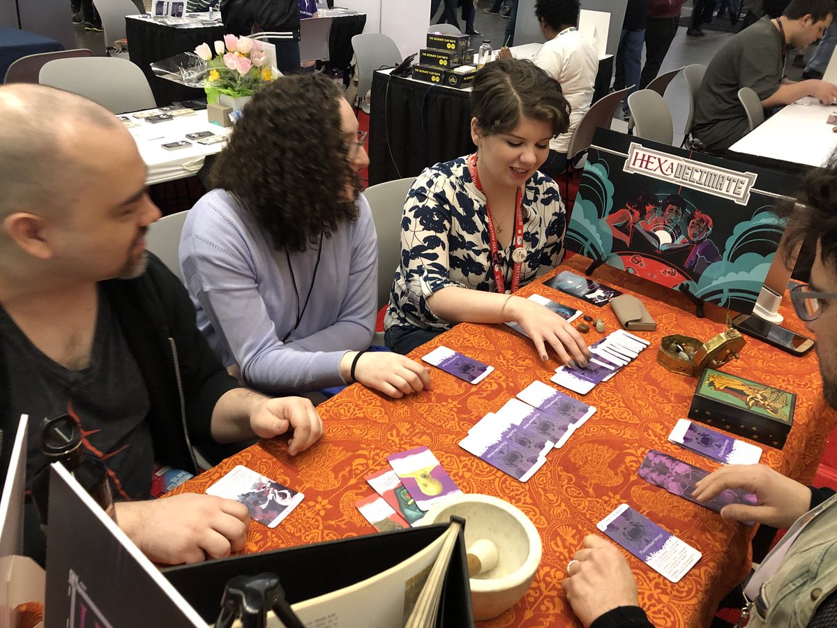 People playing HEXaDecimate Game at PAX East 2018